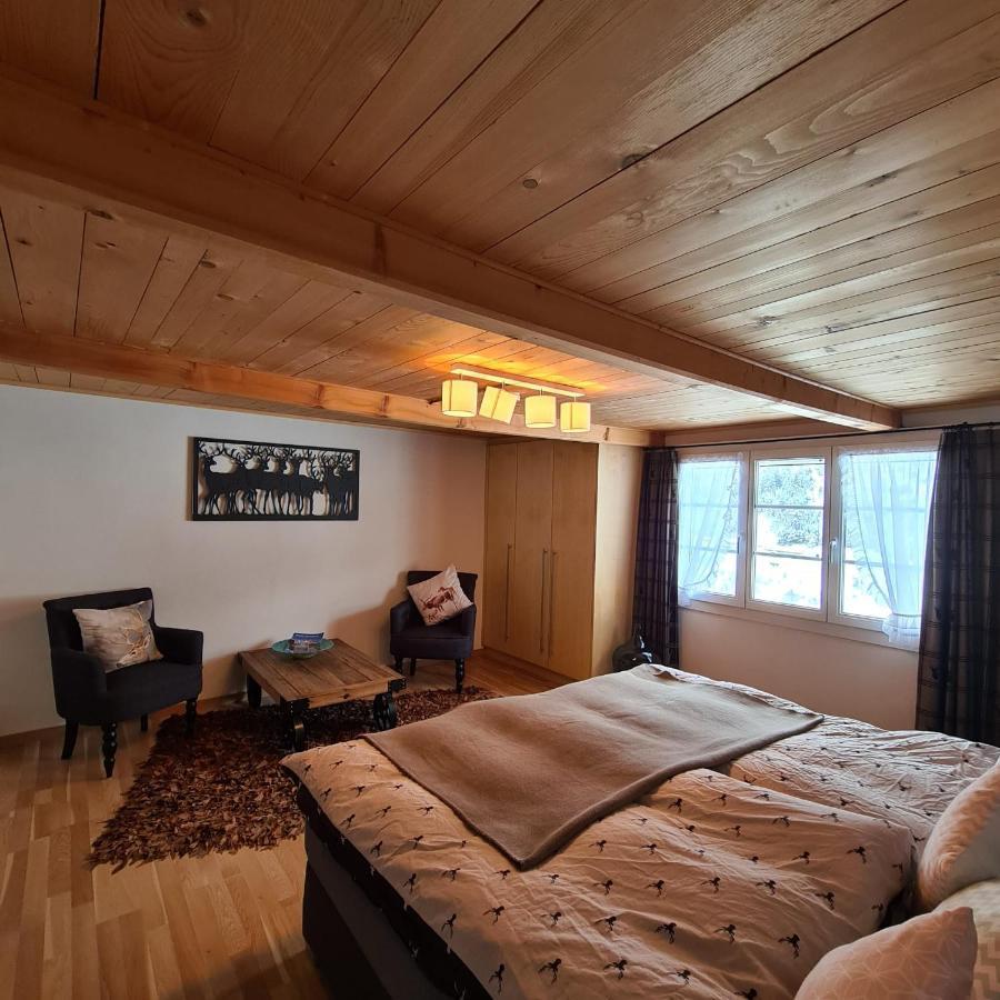 Chesa Prema Bed & Breakfast - Restaurant Дізентіс Екстер'єр фото