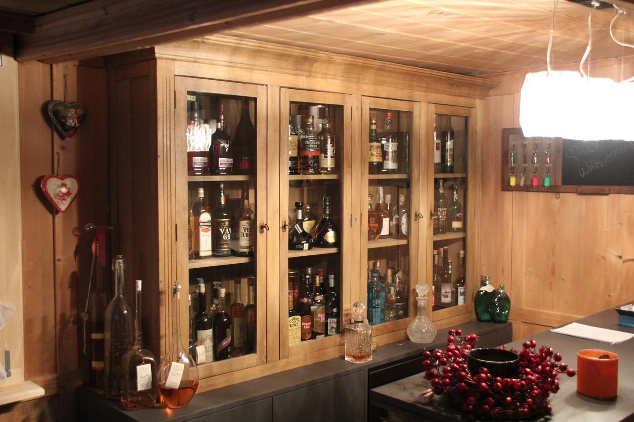 Chesa Prema Bed & Breakfast - Restaurant Дізентіс Екстер'єр фото